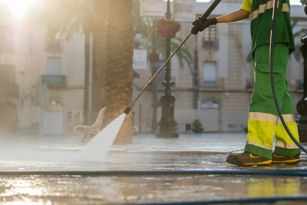 Best Gas Station Cleaning  in Clarence, IA